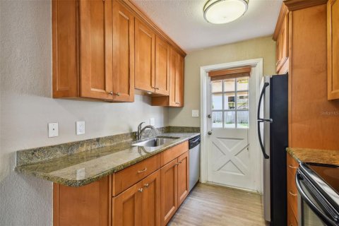 Copropriété à vendre à Tampa, Floride: 2 chambres, 79.71 m2 № 1352829 - photo 16