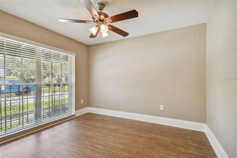 Copropriété à vendre à Tampa, Floride: 2 chambres, 79.71 m2 № 1352829 - photo 6