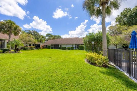 Villa ou maison à vendre à Sarasota, Floride: 2 chambres, 109.25 m2 № 1352804 - photo 18