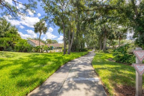 Villa ou maison à vendre à Sarasota, Floride: 2 chambres, 109.25 m2 № 1352804 - photo 20