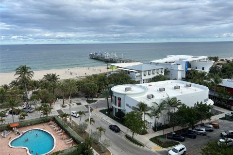 Condominio en venta en Pompano Beach, Florida, 2 dormitorios, 111.48 m2 № 1016287 - foto 17