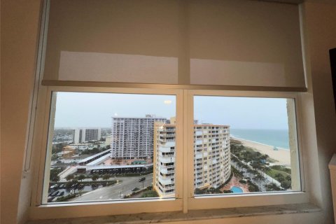 Condominio en venta en Pompano Beach, Florida, 2 dormitorios, 111.48 m2 № 1016287 - foto 12