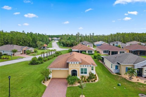 Villa ou maison à vendre à Kissimmee, Floride: 3 chambres, 158.4 m2 № 1339295 - photo 2