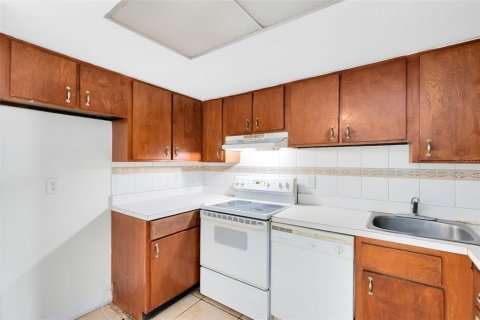 Condominio en venta en Orlando, Florida, 3 dormitorios, 104.79 m2 № 1339333 - foto 12