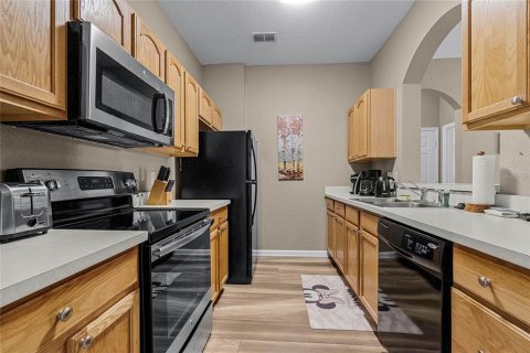 Condo in Kissimmee, Florida, 2 bedrooms  № 1339293 - photo 6