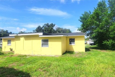 House in Orlando, Florida 3 bedrooms, 111.48 sq.m. № 1353520 - photo 29