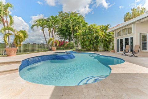 Villa ou maison à vendre à Lake Worth, Floride: 4 chambres, 221.29 m2 № 1228775 - photo 12