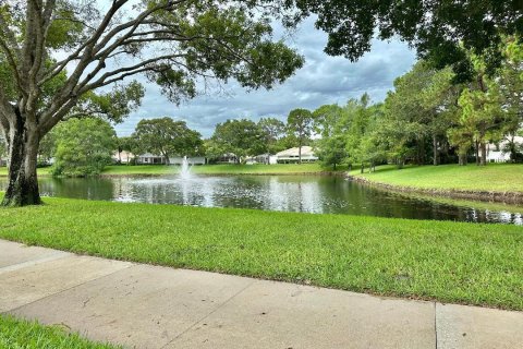 Touwnhouse à vendre à Palm Beach Gardens, Floride: 2 chambres, 111.48 m2 № 1228727 - photo 2