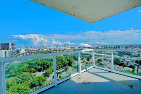 Condominio en venta en Miami, Florida, 2 dormitorios, 82.5 m2 № 1401416 - foto 1