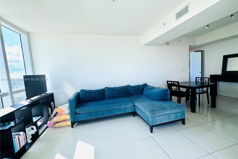 Condominio en venta en Miami, Florida, 2 dormitorios, 82.5 m2 № 1401416 - foto 9