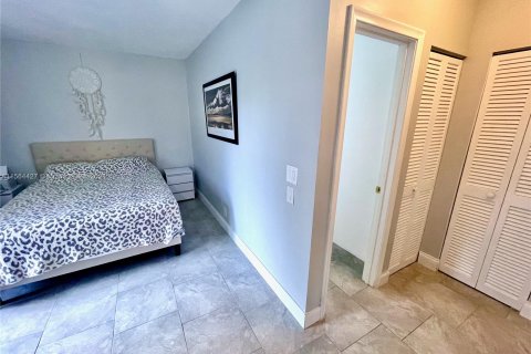 Condominio en venta en Tamarac, Florida, 2 dormitorios, 105.26 m2 № 1117405 - foto 18