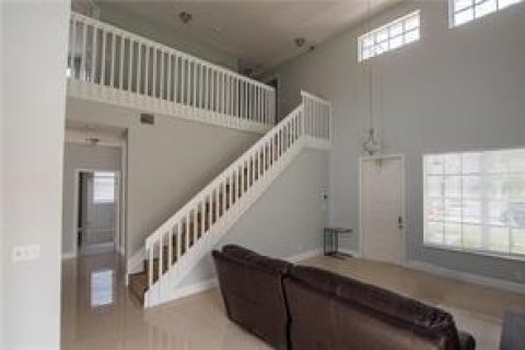 Villa ou maison à vendre à Pembroke Pines, Floride: 4 chambres, 218.51 m2 № 941081 - photo 4