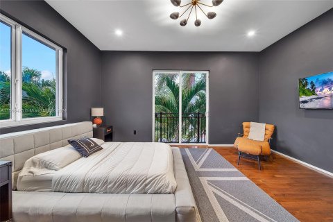 Casa en venta en Palmetto Bay, Florida, 6 dormitorios, 446.21 m2 № 1117374 - foto 27