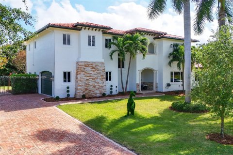 Casa en venta en Palmetto Bay, Florida, 6 dormitorios, 446.21 m2 № 1117374 - foto 2