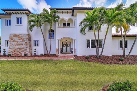 Casa en venta en Palmetto Bay, Florida, 6 dormitorios, 446.21 m2 № 1117374 - foto 3