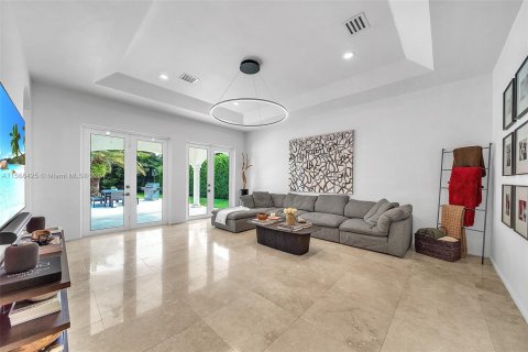Villa ou maison à vendre à Palmetto Bay, Floride: 6 chambres, 446.21 m2 № 1117374 - photo 9