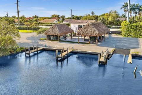 Immobilier commercial à vendre à Dania Beach, Floride № 1117373 - photo 8
