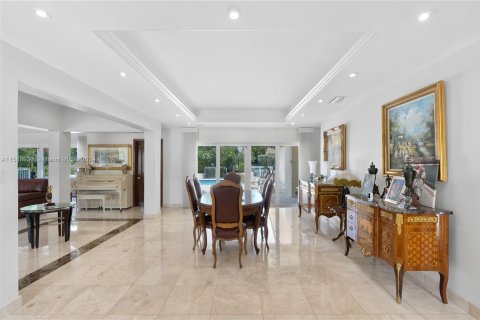 Villa ou maison à vendre à Golden Beach, Floride: 4 chambres, 364.18 m2 № 1181594 - photo 8