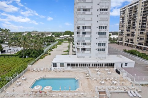 Copropriété à vendre à Boca Raton, Floride: 2 chambres, 114.27 m2 № 1174732 - photo 12