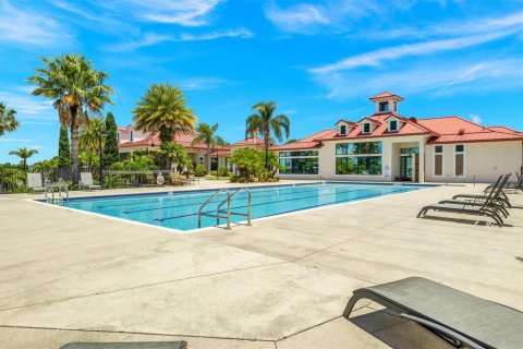 Villa ou maison à louer à Lake Alfred, Floride: 4 chambres, 222.78 m2 № 1351314 - photo 12