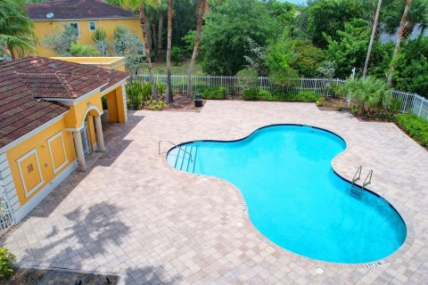 Adosado en venta en West Palm Beach, Florida, 3 dormitorios, 149.48 m2 № 1179649 - foto 1