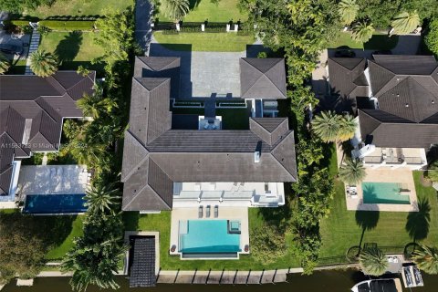 Villa ou maison à vendre à Coral Gables, Floride: 6 chambres, 650.59 m2 № 1176620 - photo 3