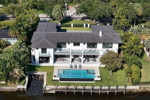 Villa ou maison à vendre à Coral Gables, Floride: 6 chambres, 650.59 m2 № 1176620 - photo 1