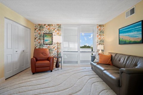 Condominio en venta en North Palm Beach, Florida, 2 dormitorios, 132.29 m2 № 1097637 - foto 24