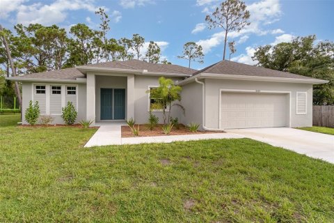 Villa ou maison à vendre à North Port, Floride: 3 chambres, 167.97 m2 № 1382749 - photo 2