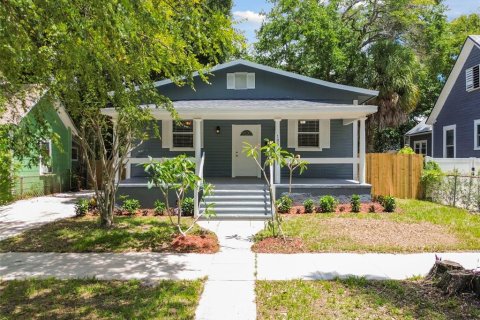 Villa ou maison à vendre à Tampa, Floride: 3 chambres, 128.67 m2 № 1253668 - photo 1