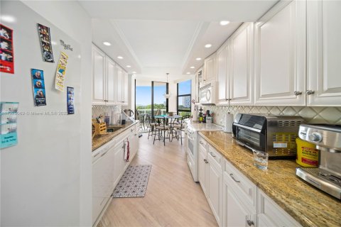 Copropriété à vendre à Aventura, Floride: 2 chambres, 144.93 m2 № 747412 - photo 8