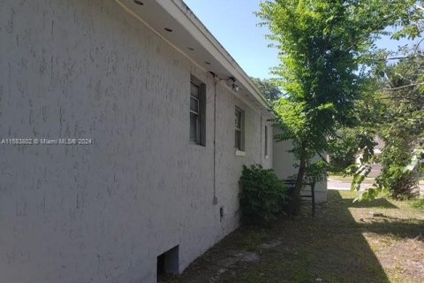 Casa en venta en Jacksonville, Florida, 4 dormitorios, 144.56 m2 № 1168106 - foto 3