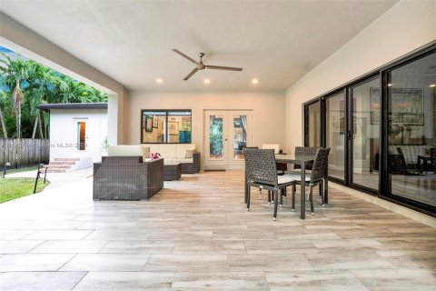 Villa ou maison à vendre à South Miami, Floride: 4 chambres, 225.66 m2 № 1168107 - photo 20