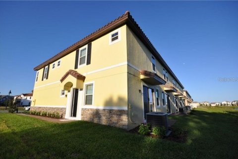 Townhouse in Orlando, Florida 3 bedrooms, 163.69 sq.m. № 964374 - photo 2