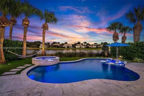 Villa ou maison à vendre à Palm Beach Gardens, Floride: 5 chambres, 381.55 m2 № 860162 - photo 22