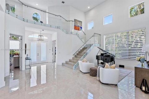 Villa ou maison à vendre à Palm Beach Gardens, Floride: 5 chambres, 381.55 m2 № 860162 - photo 7