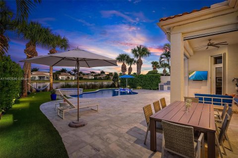 Villa ou maison à vendre à Palm Beach Gardens, Floride: 5 chambres, 381.55 m2 № 860162 - photo 24
