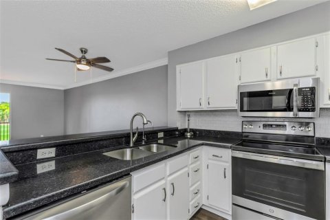 Copropriété à vendre à Clearwater, Floride: 1 chambre, 66.98 m2 № 1376760 - photo 15