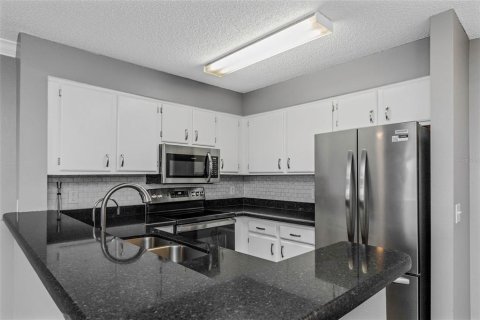 Copropriété à vendre à Clearwater, Floride: 1 chambre, 66.98 m2 № 1376760 - photo 14