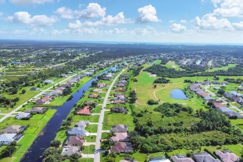 Terreno en venta en Rotonda, Florida № 1376759 - foto 15