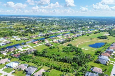 Terreno en venta en Rotonda, Florida № 1376759 - foto 14