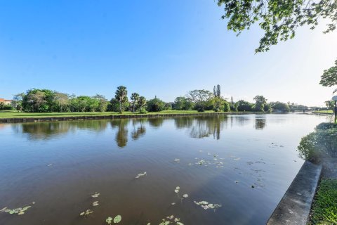 Condo in Lauderhill, Florida, 1 bedroom  № 1093981 - photo 5