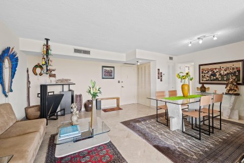 Copropriété à vendre à Fort Lauderdale, Floride: 2 chambres, 118.54 m2 № 1093944 - photo 12