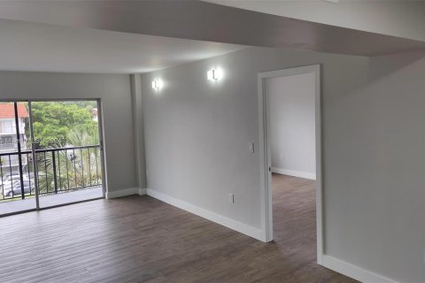 Copropriété à louer à Lauderhill, Floride: 2 chambres, 90.3 m2 № 1345885 - photo 6