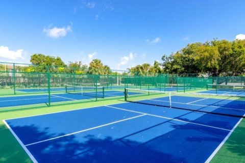 Condo in Pembroke Pines, Florida, 1 bedroom  № 1345905 - photo 25