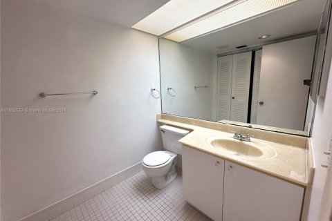 Copropriété à vendre à Pembroke Pines, Floride: 1 chambre, 97.08 m2 № 1345905 - photo 11