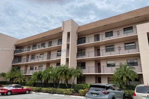 Copropriété à vendre à Sunrise, Floride: 2 chambres, 115.66 m2 № 1380570 - photo 25