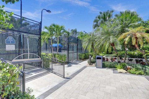 Copropriété à vendre à Aventura, Floride: 2 chambres, 105.91 m2 № 1380569 - photo 15