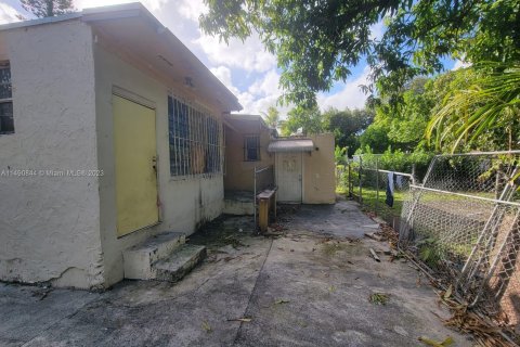 Propiedad comercial en venta en Miami, Florida, 172.98 m2 № 1316135 - foto 10