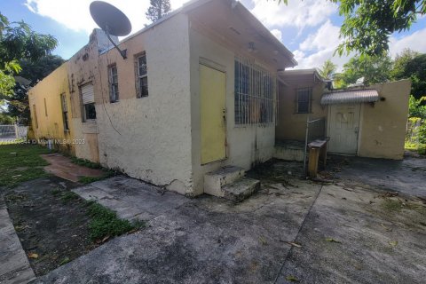 Immobilier commercial à vendre à Miami, Floride: 172.98 m2 № 1316135 - photo 11